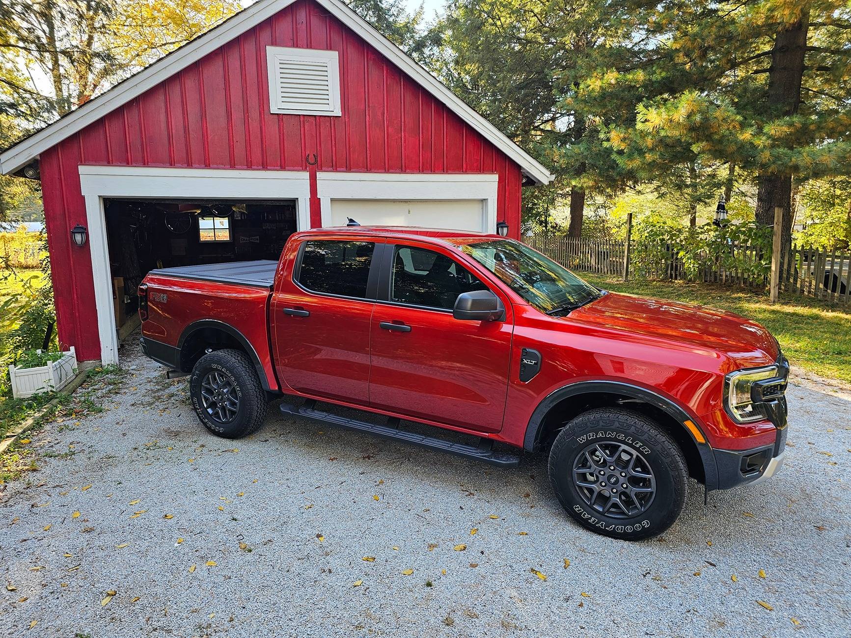 Ford Ranger Hot Pepper Red, Bee Attractant? 20241021_161655