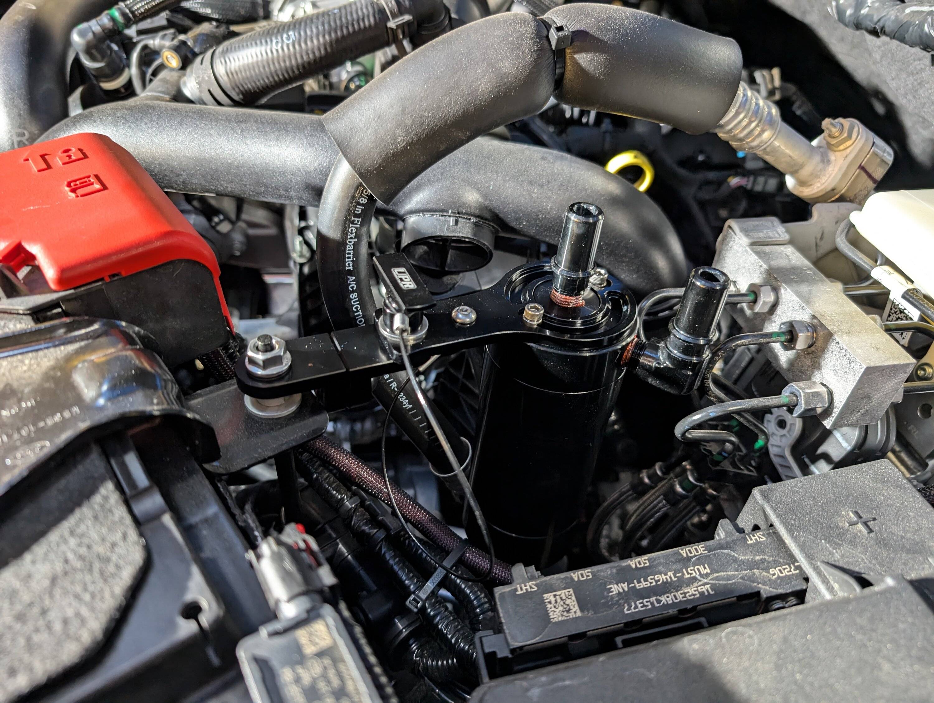 Ford Ranger UPR single valve catch can installed on 2024 Ranger Raptor can4