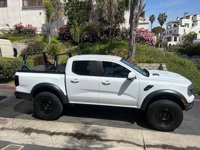 Ford Ranger Best Solution for Ranger T-Slot Bed Cover and Yakima Overhaul HD Rack IMG_2484